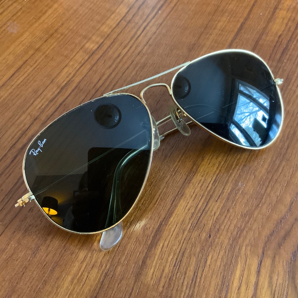 Vintage 1990s Ray Ban Aviator (Unisex) Sunglasses